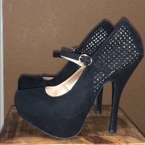Rue 21 high heels